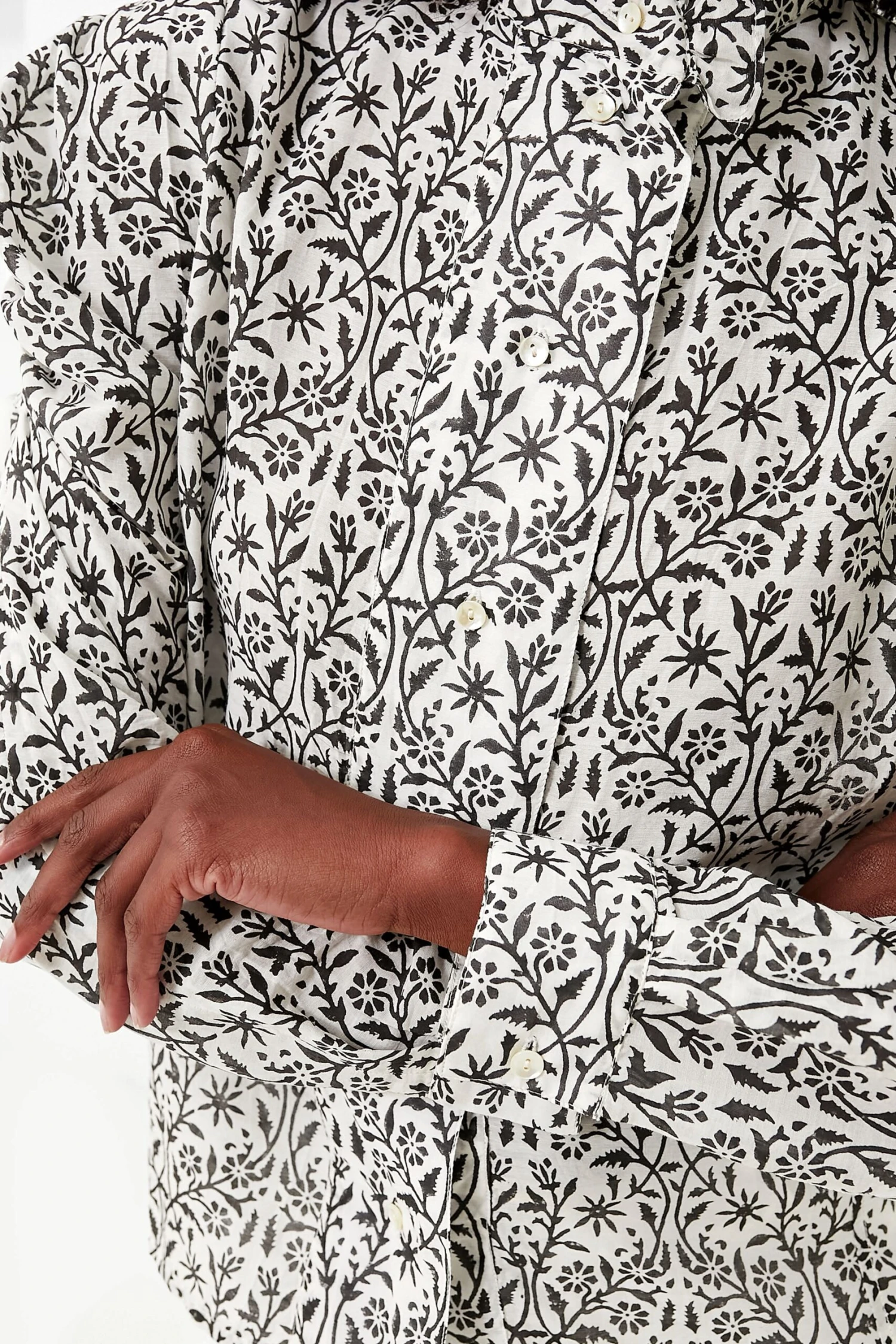 Black Wind Blouse - Image 5