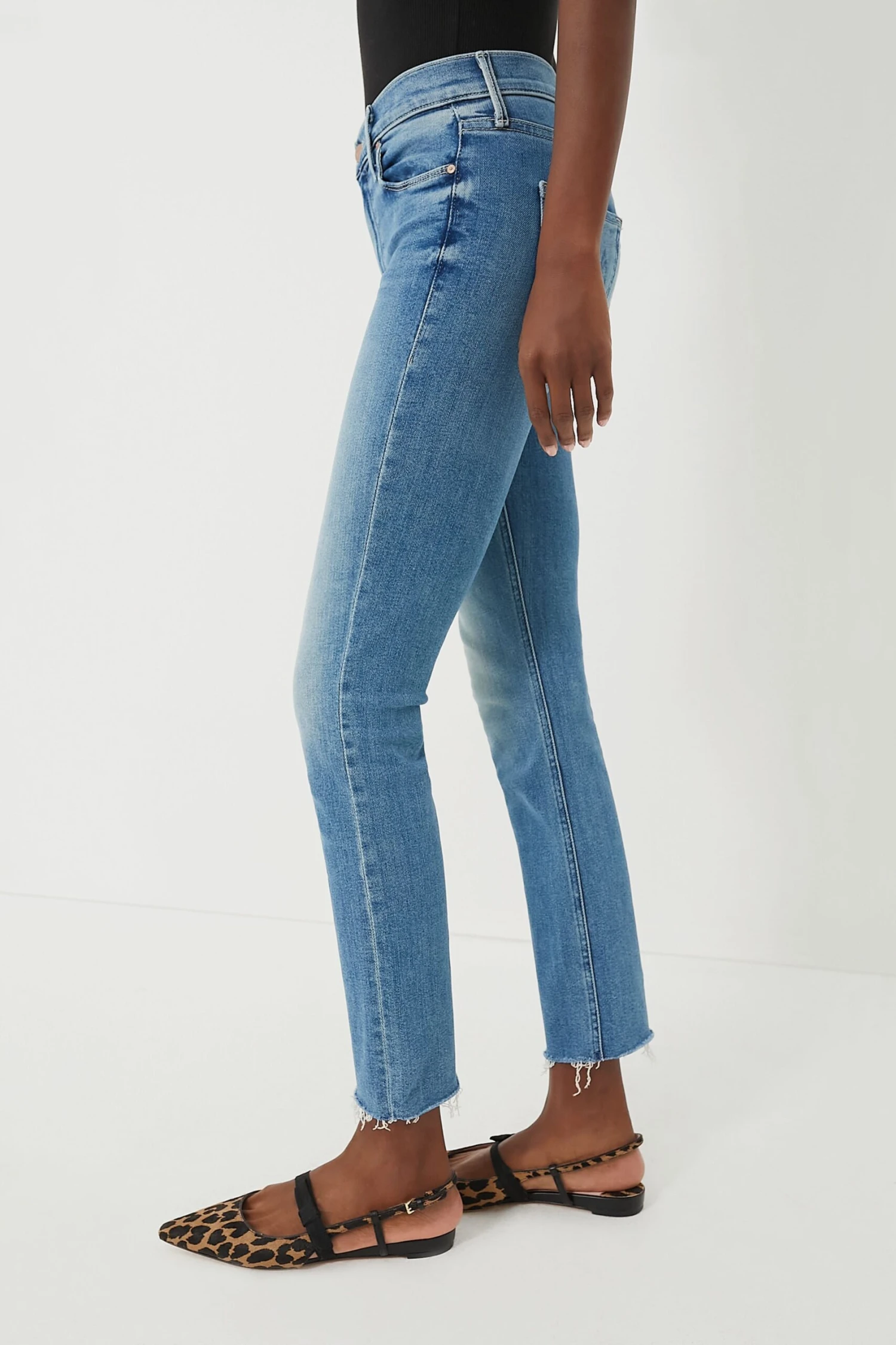 MOTHER Riding The Cliffside Mid Rise Dazzler Ankle Fray - Image 3